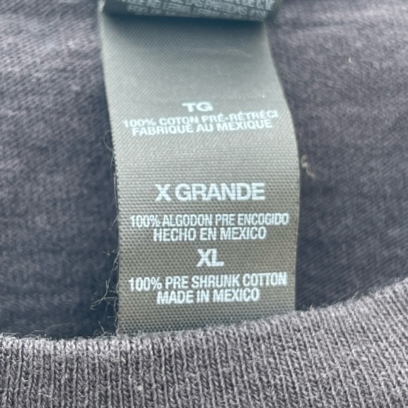 Daughtry rock band men’s XL band T-shirt unique design - Picture 3 of 5